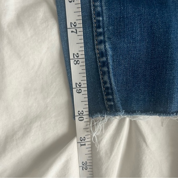 2/$20 Hollister Low Rise Super Skinny Size: 26 - Picture 4 of 7